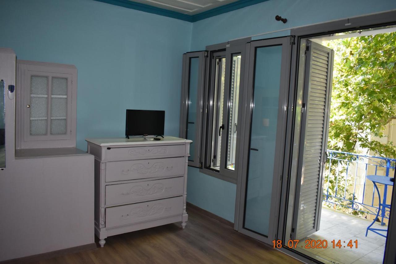 The Central House! Raches  Екстер'єр фото